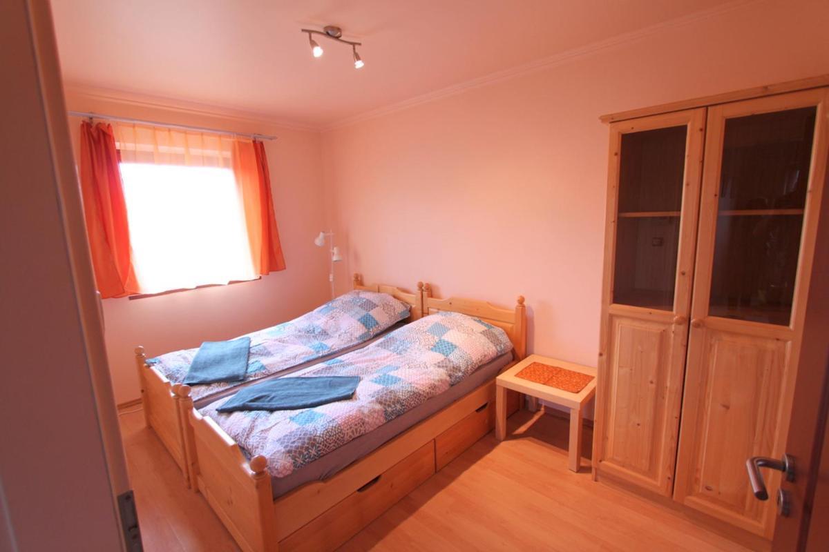 Velence Lake Apartman 加尔多尼 外观 照片